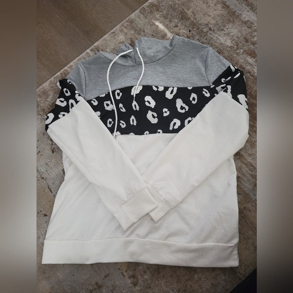 Shein Leopard Print Sweatshirt